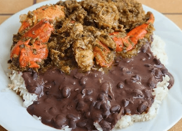 La cuisine haïtienne (Diri kole ak sòspwa, legim)